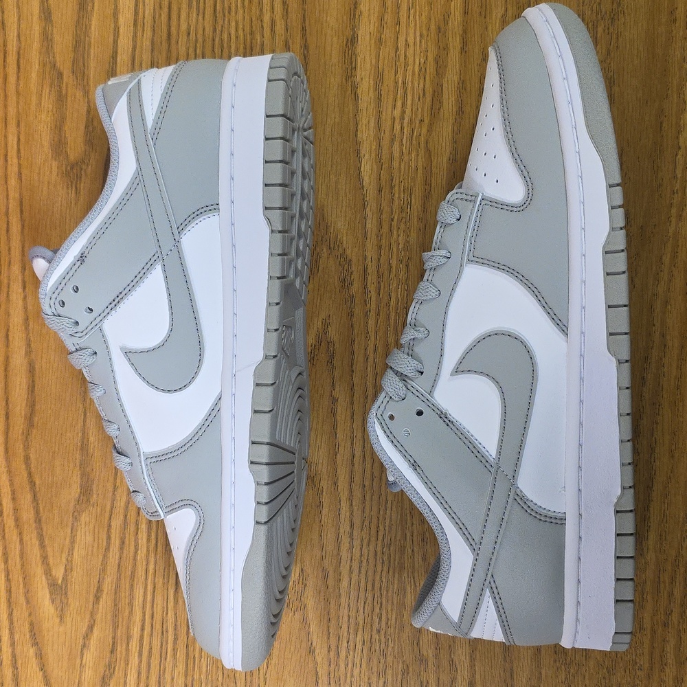 Nike Dunk Low Retro White/Light Smoke Grey Men's Size 10 HF5441-105 New - Picture 3 of 7